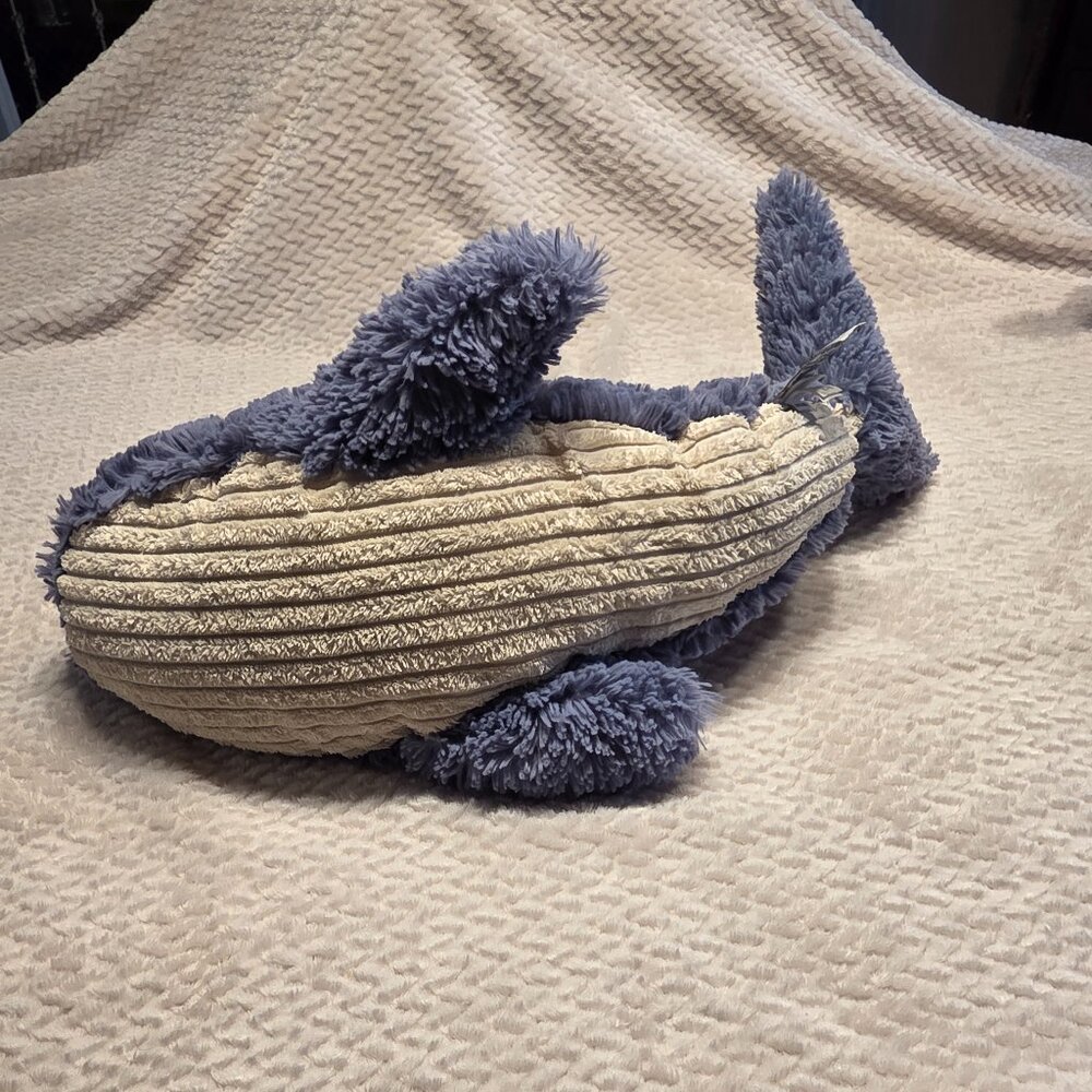 Nice Jellycat London Retired Wally Whale Plush Medium 18" Inches - Picture 2 of 4